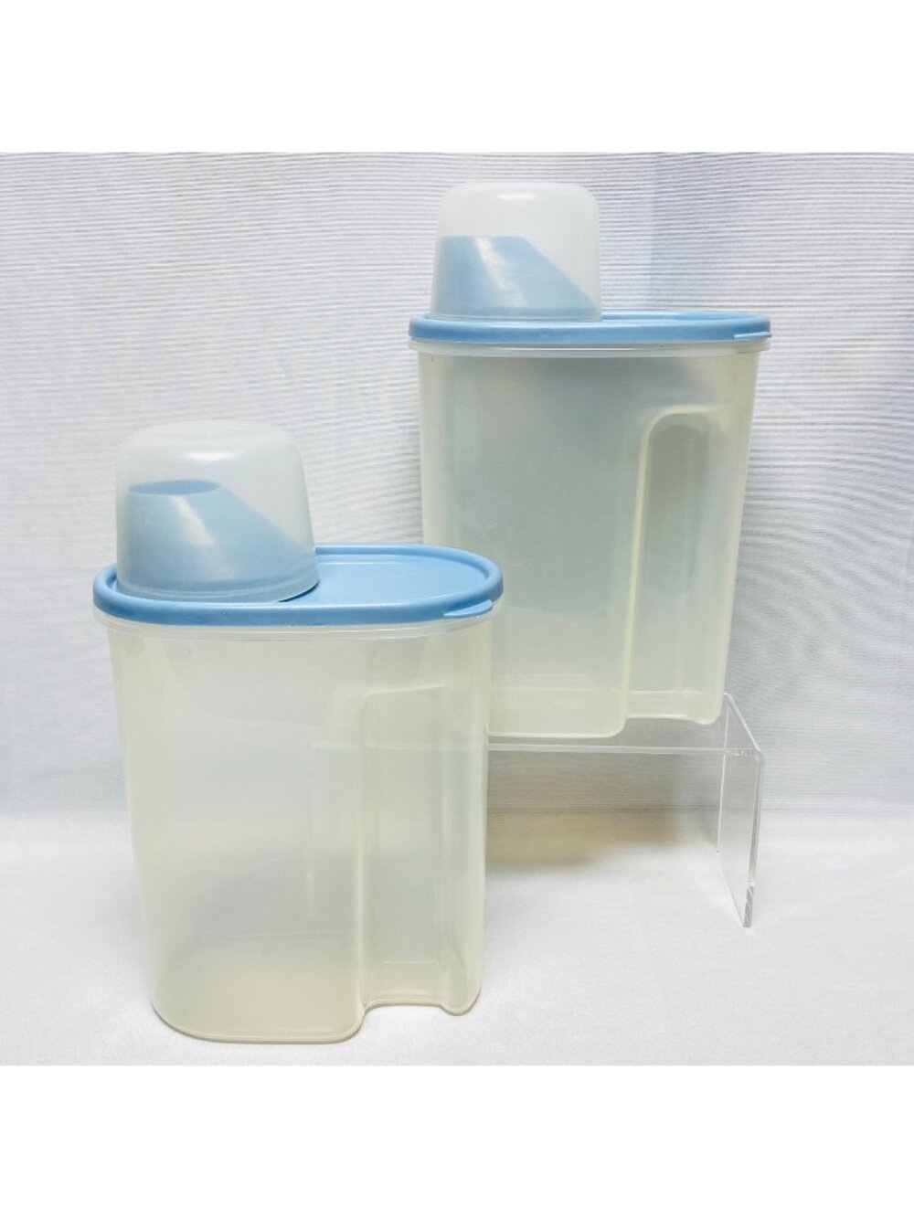 Décor Blue-Lid Plastic Storage Containers With Measuring Caps Set Of 2 USA Made